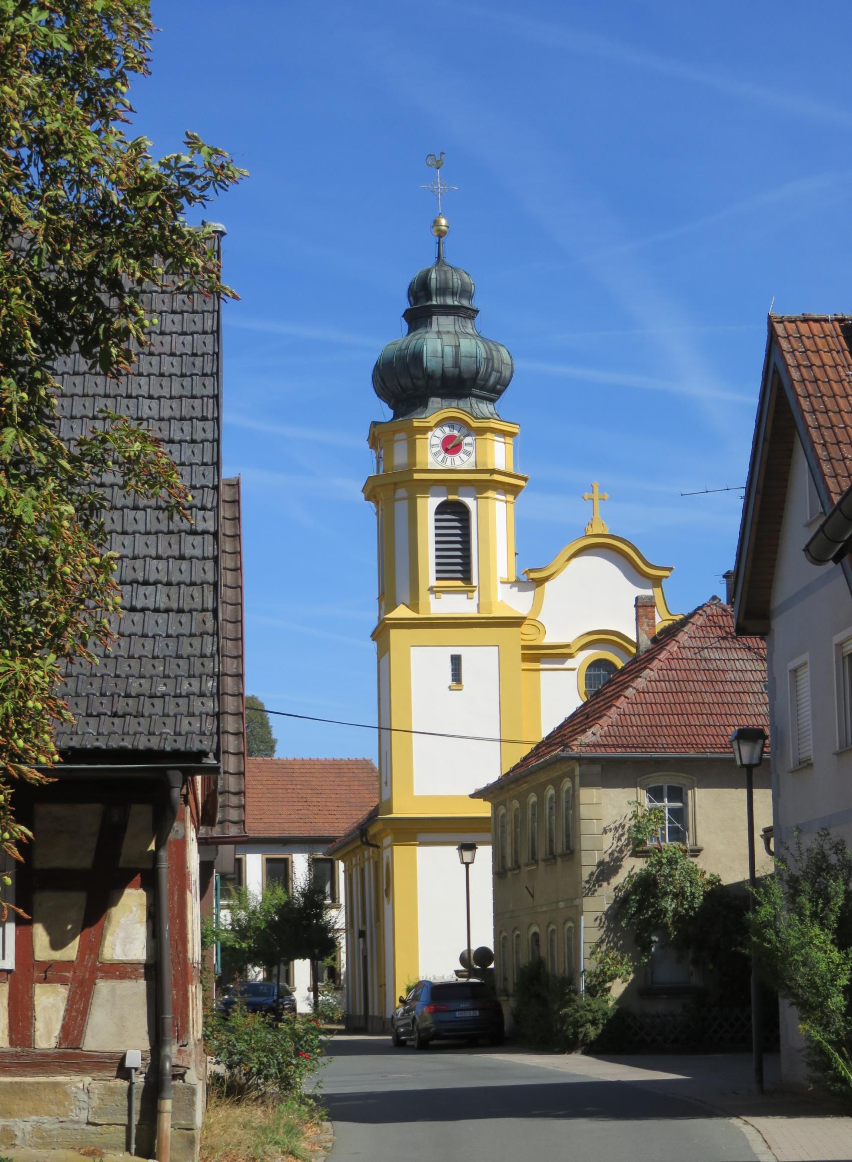 Die Kirche Mariä Aufnahme in den Himmel in Medlitz